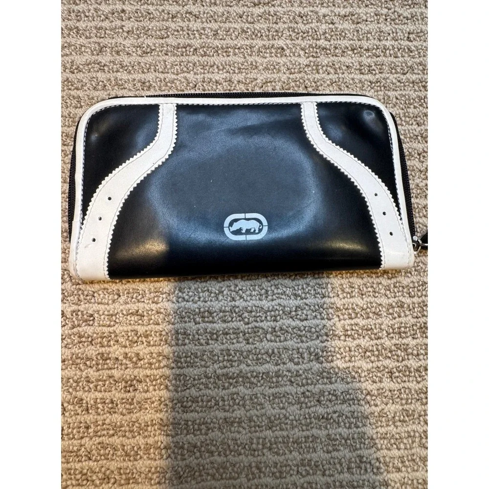Ecko Unltd Wallet Lot 2pc Black White Perforated Rhino Logo‎ Wristlet Zip Around